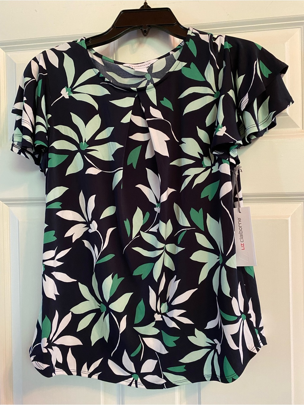 Liz Claiborne Black Floral Short-Sleeve Flutter Top